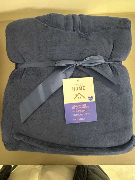 Дебело зимно одеяло с ръкави