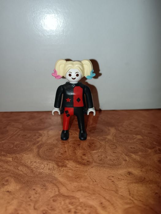 Kinder Surprise DC Playmobil фигурка Harley Quinn
