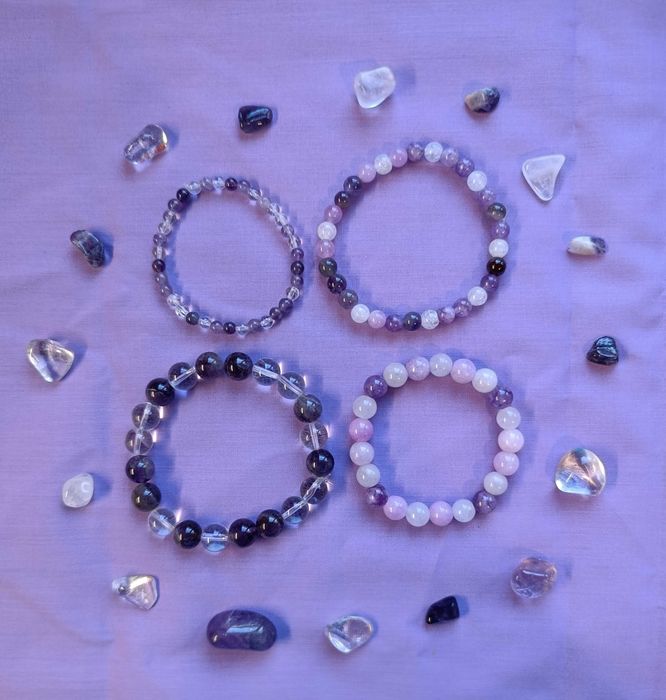 Гривна "Сила и Вдъхновение"  аметист и планински кристал