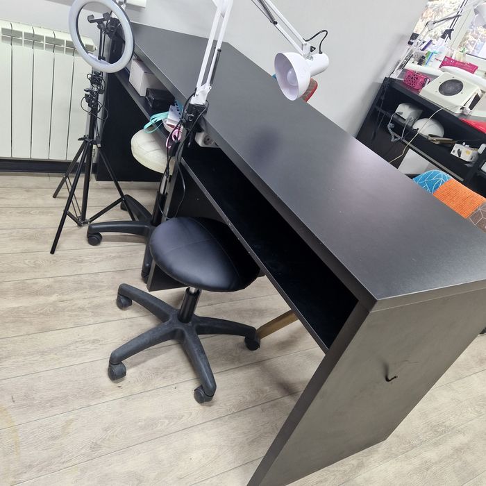 Продам стол. 40000тг