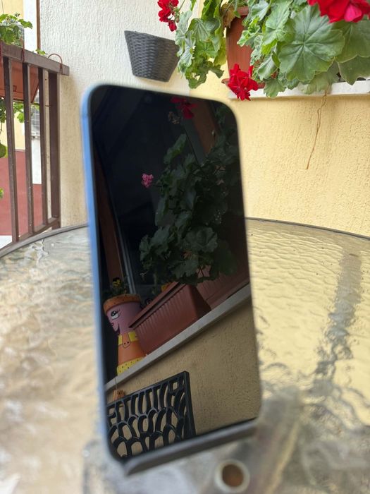 iPhone 13 100batery health