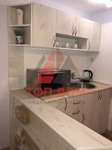 Дава се под наем Едностаен апартамент в Варна, Спортна зала - 25 кв.м за 306 € - Снимка #3