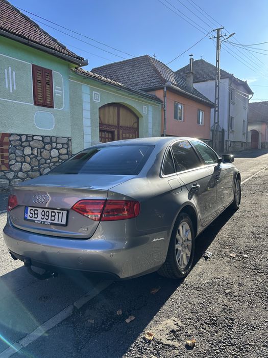 Vând Audi A4 B8.