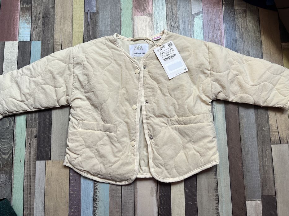Geaca matlasata fete Zara mărime 92