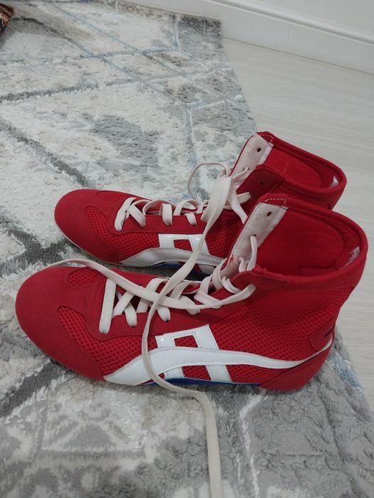 Боксёрские обувь