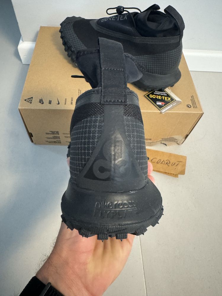 Nike ACG Mountain Fly Gore-Tex Triple Black