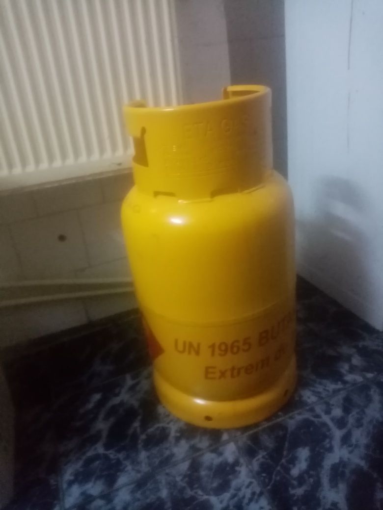 Dau butelie cu mâner pe oraș Botoșani