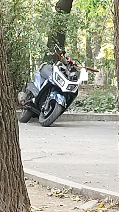 Обменяю мопед на эпл