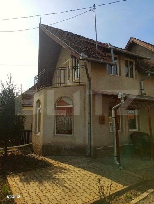 Casa cu 3 camere, 170 mp, Santana de Mures