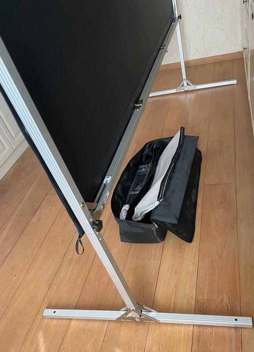 EliteScreen Yardmaster - чисто нов 100" 4К екран за проектор