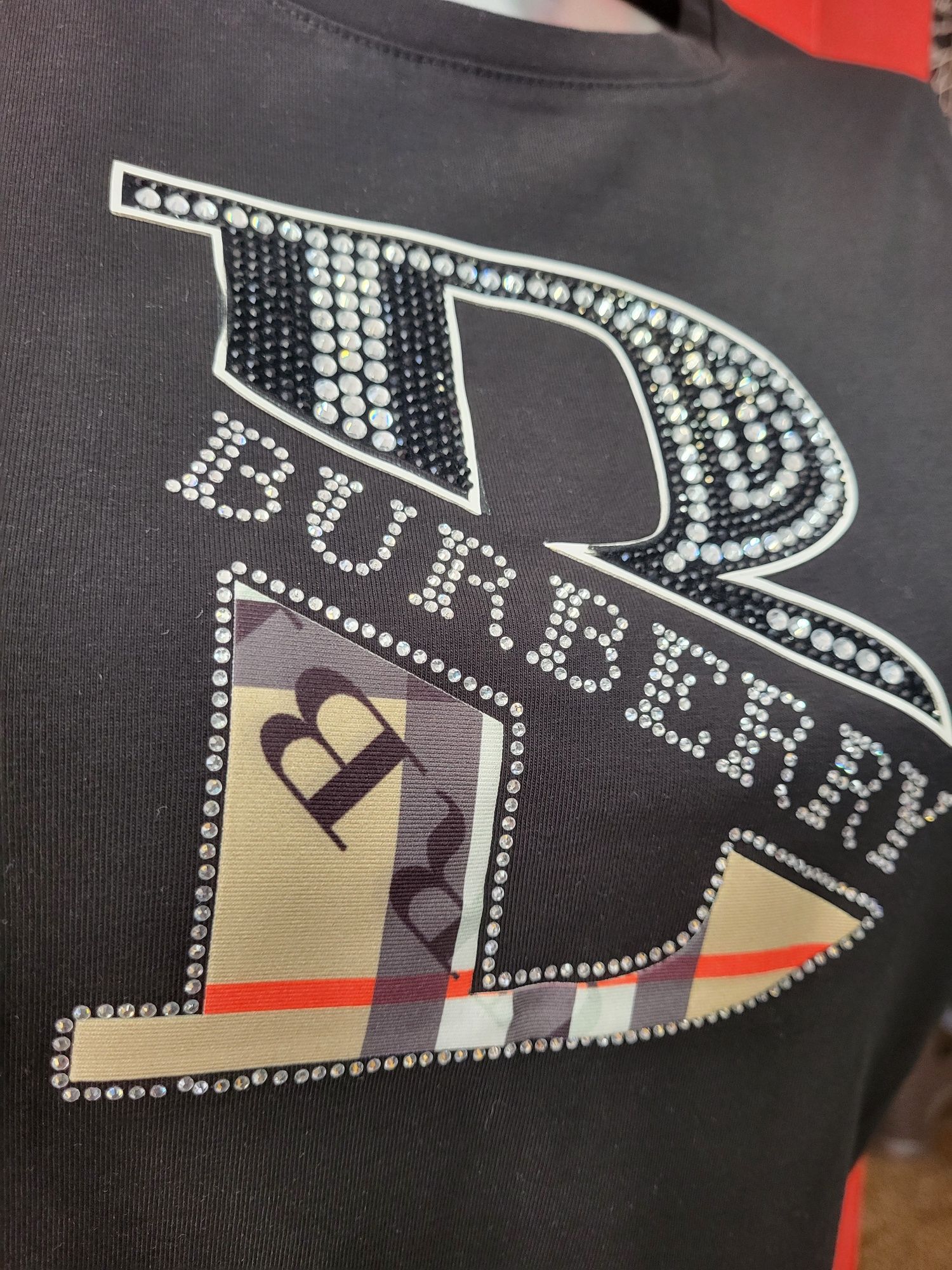 Тениски BURBERRI- ниска цена