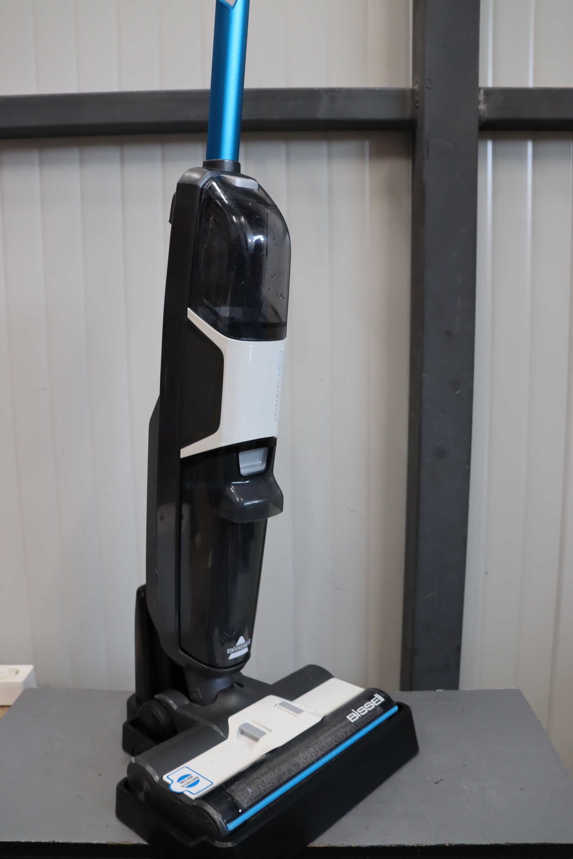 Прахосмукачка за сухо и мокро почистване Bissell HF 3 Cordless 3598N