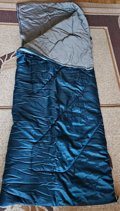 туристически спален чувял