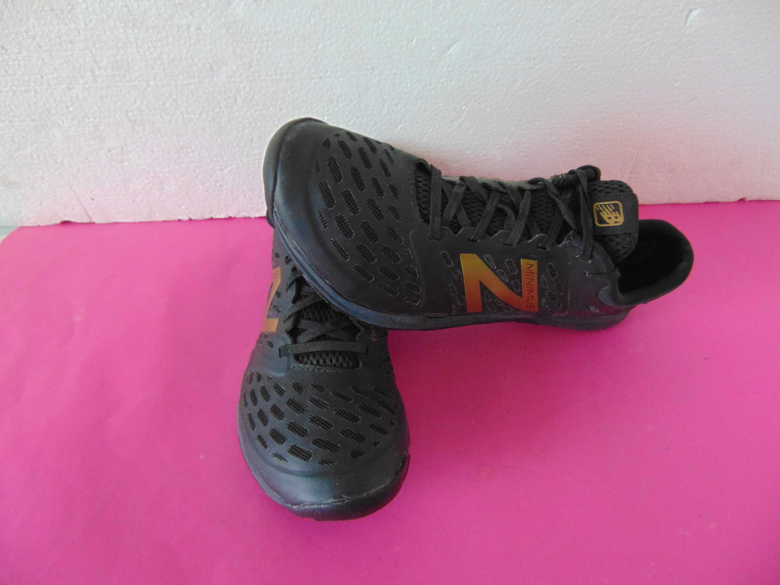 New Balance Minimus Vibram номер 43 Оригинални мъжки маратонки