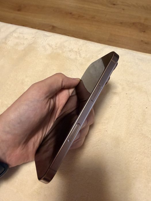 Iphone 16 Pro Desert Titaniun