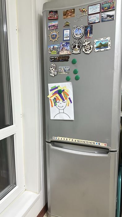 Продам холодильник
