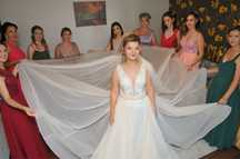 Vand rochie de mireasa