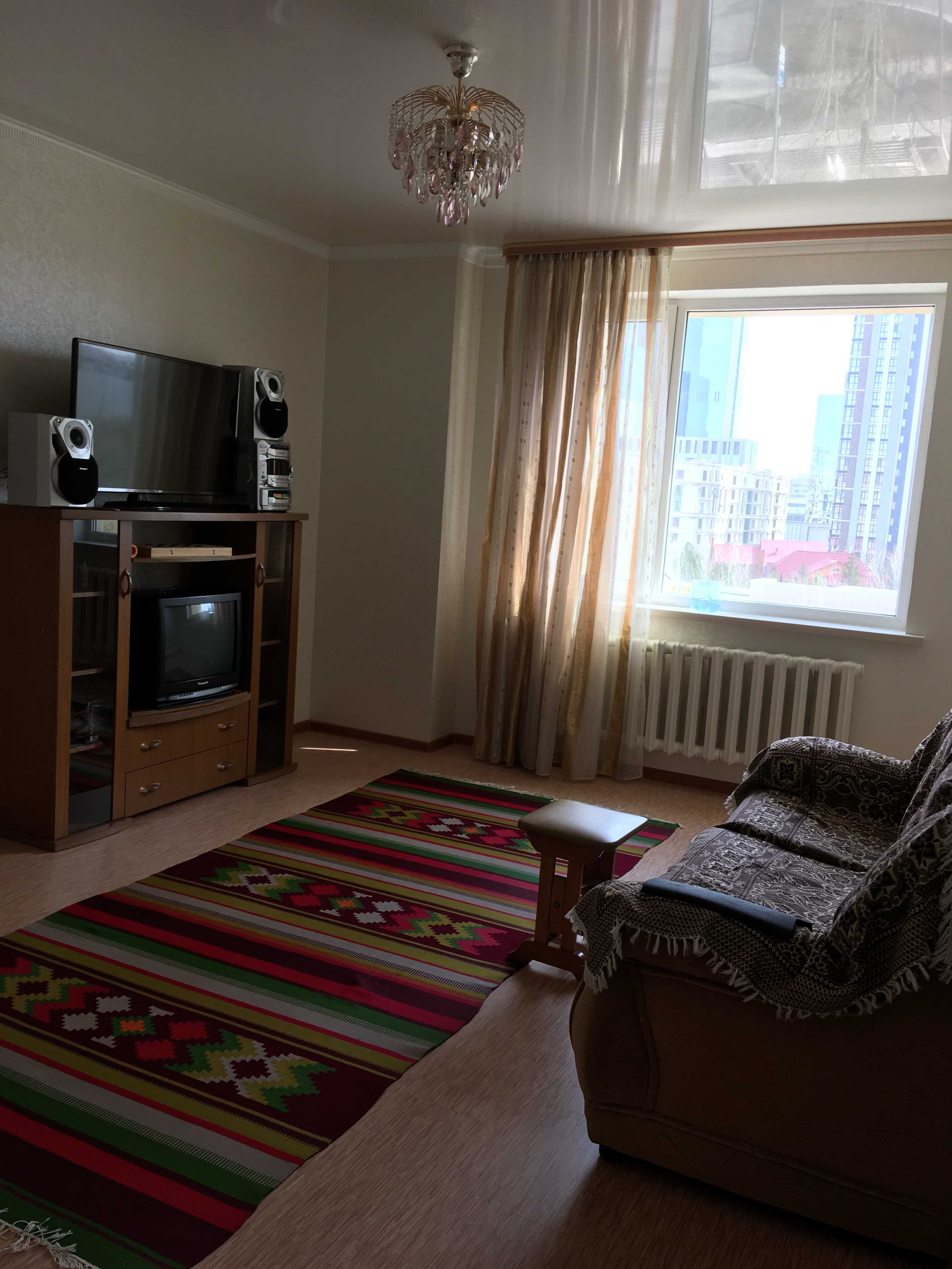 продам 3-х комнатную квартиру жк Сармат 2