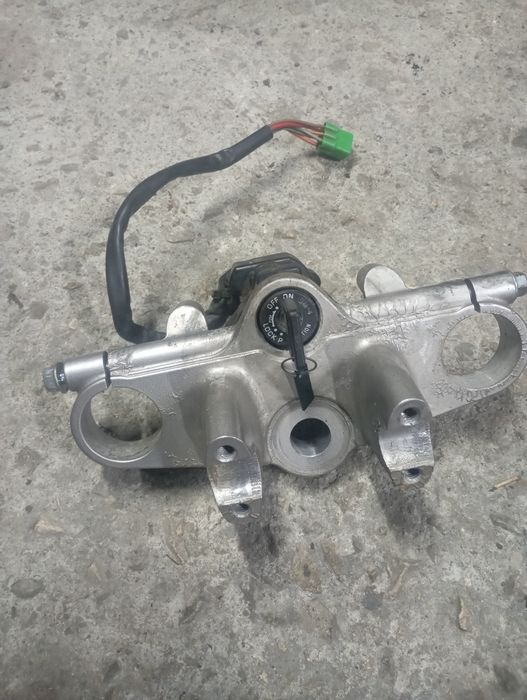 Контактен ключ Suzuki Bandit / GSF 600