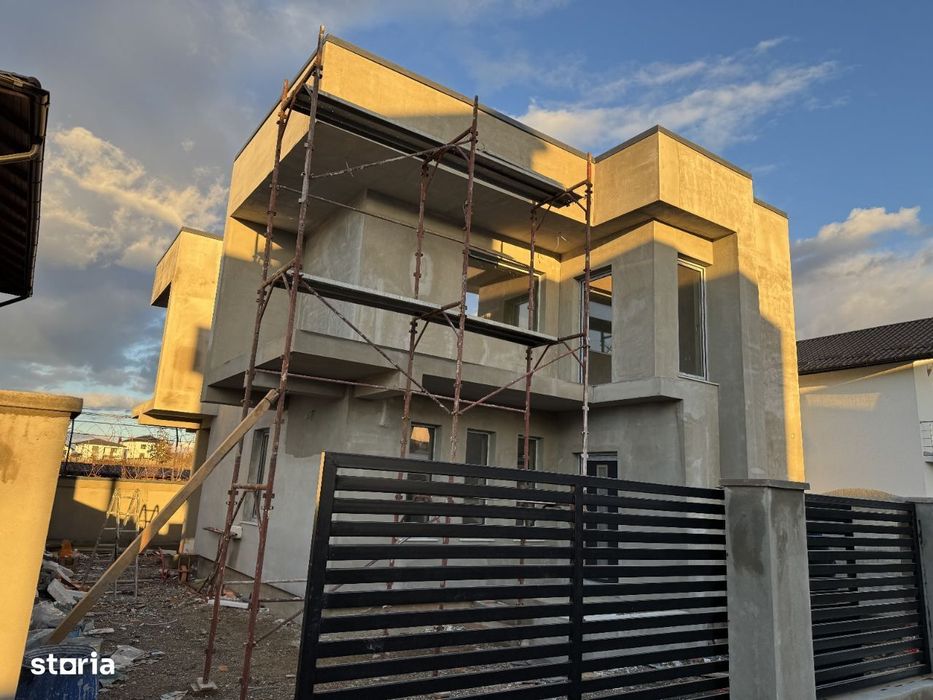 Casa Mioveni, P+1E, 2024, 4 camere, 3 bai