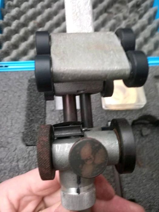 unealtă pentru decojirea stratului semiconductiv