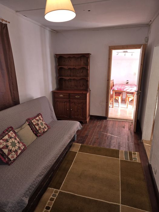 Дава се под наем Къща в с. Изворище, Област Бургас - 55 кв.м за 153 € - Снимка #2