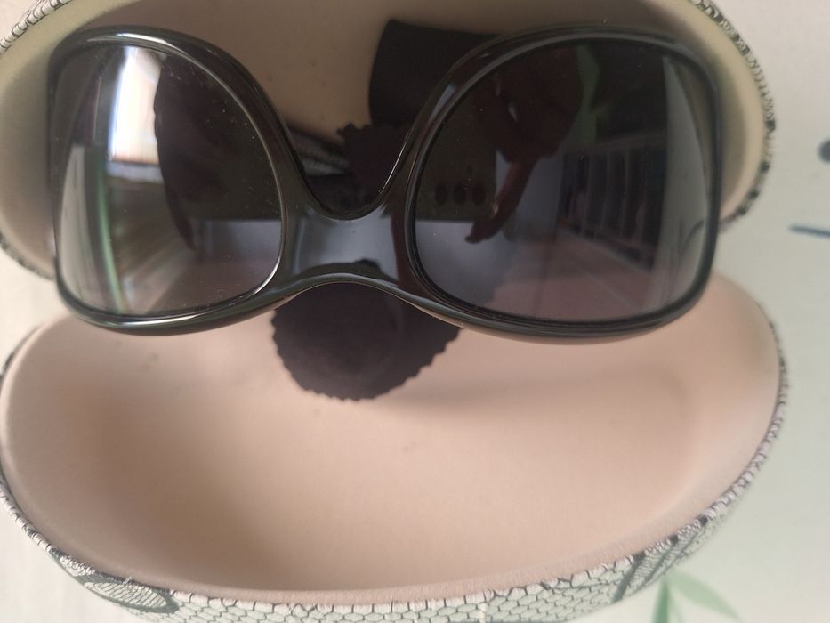 Дамски слънчеви очила Pfiffinger и Prous