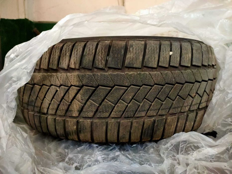 Автомобилни гуми за BMW E60/E61