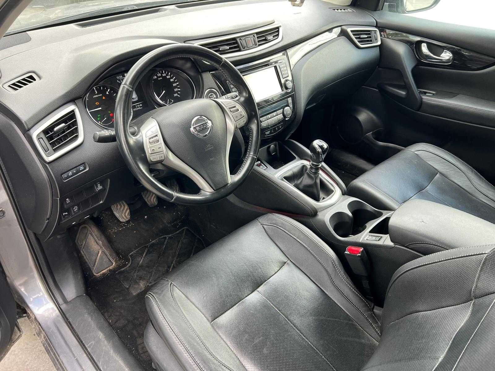 Nissan Qashqai 2015 130CP 4x4 1.6DCi Camere 360 piele AVARIAT!