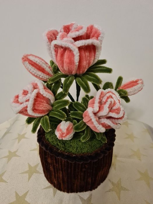 Ghivece ornament floral din sârmă plusata 100%Handmade