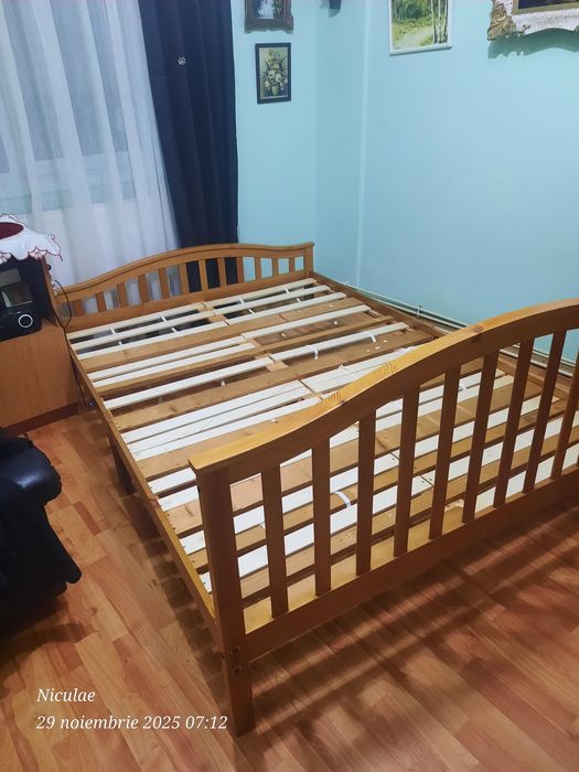 Pat de mijloc dormitor