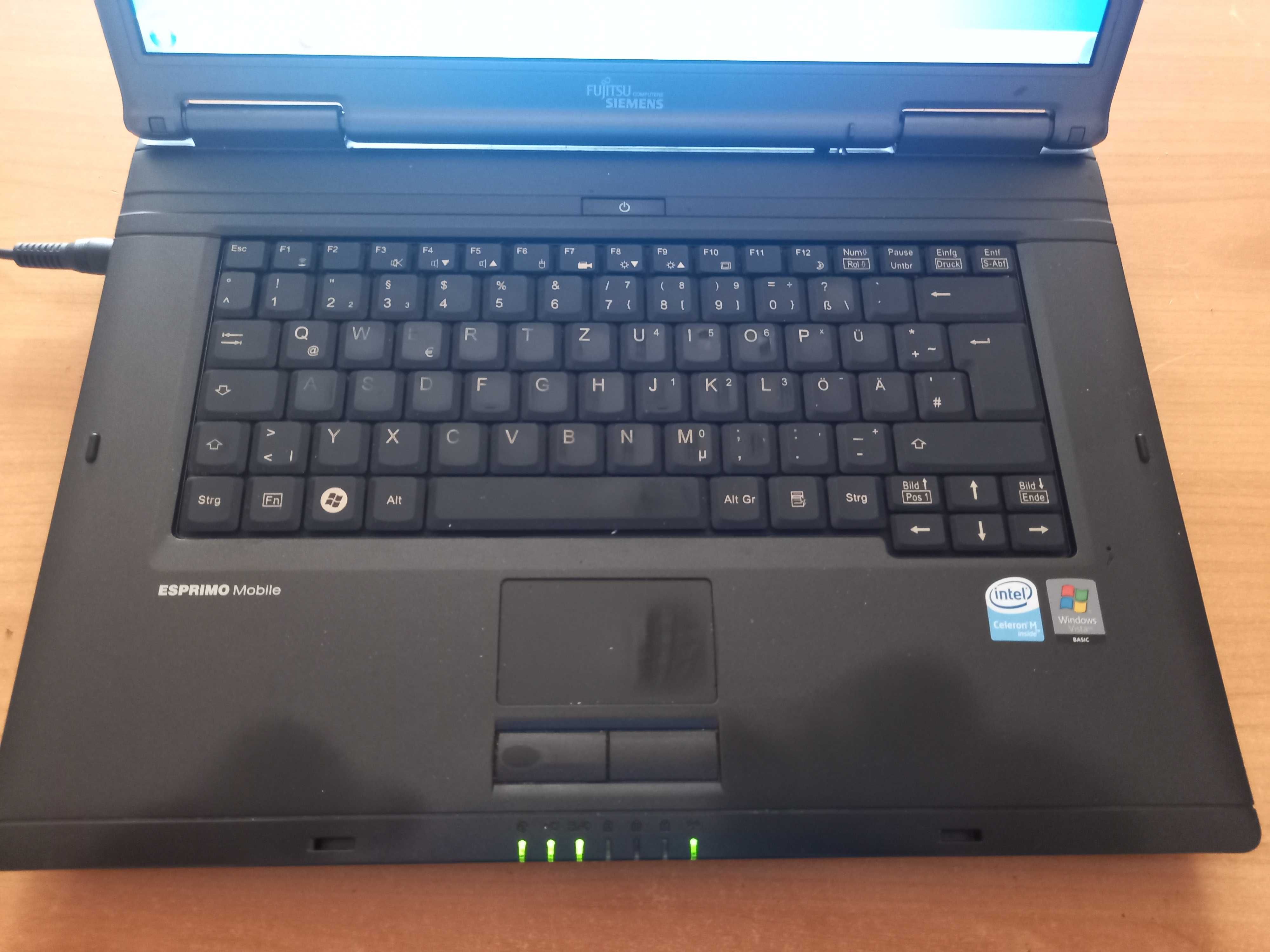 Продавам лаптопи Toshiba Satellite L40 и Fujitsu Siemens V5535