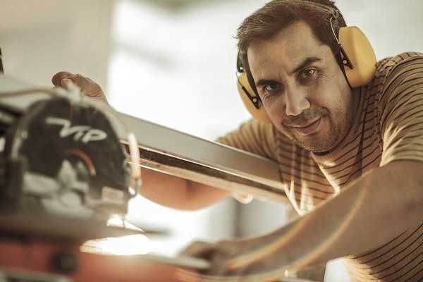 мастер на   "час"   сантехника  .небольшой ремонт. электрика  прочее