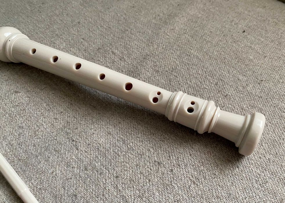 Instrument muzical, fluier baroc bej, lungime 32.5cm