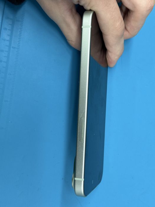 Iphone 15 в идеальном состояние