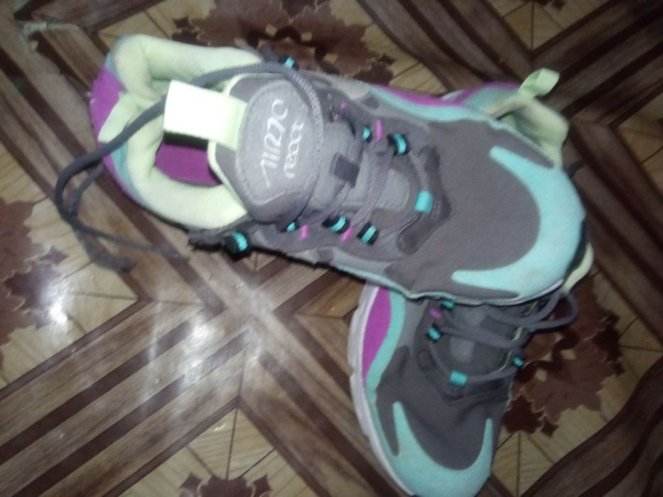 Adidași Nike Nr 37