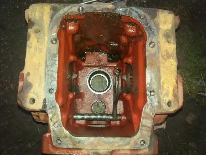 Carcasa diferential punte spate tractor 445 UTB