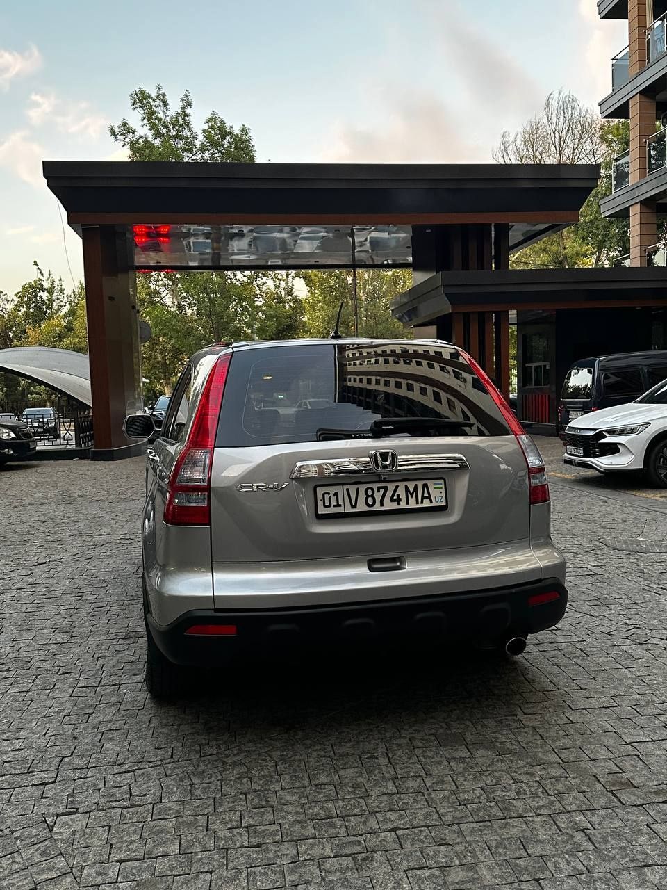 Продаётся Машина Honda CRV 2008