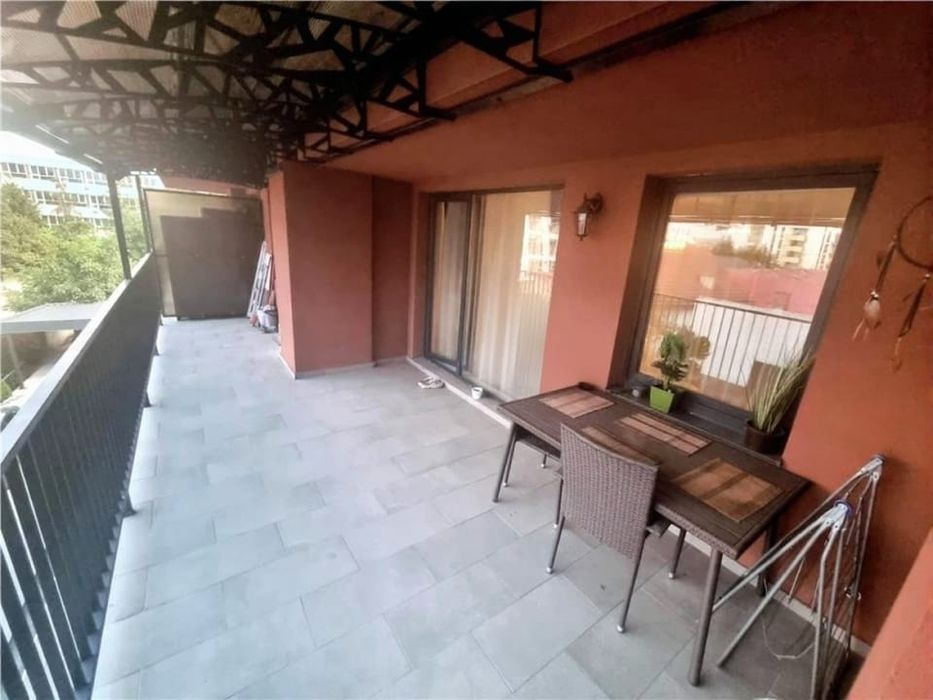 Închiriez apartament ultracentral, complet mobilat și utilat