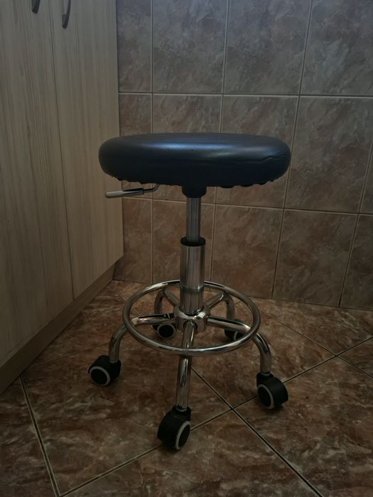 Черна кушетка + стол