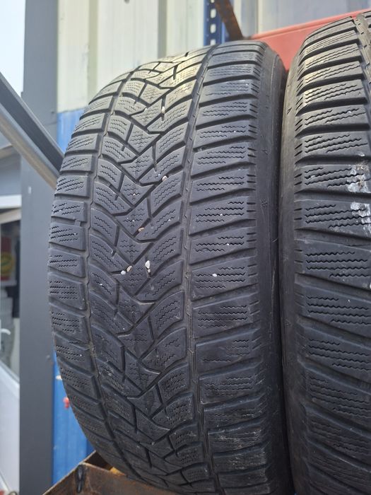 Anvelope m+s cu fulg pe ele 205 50 r17 Dunlop