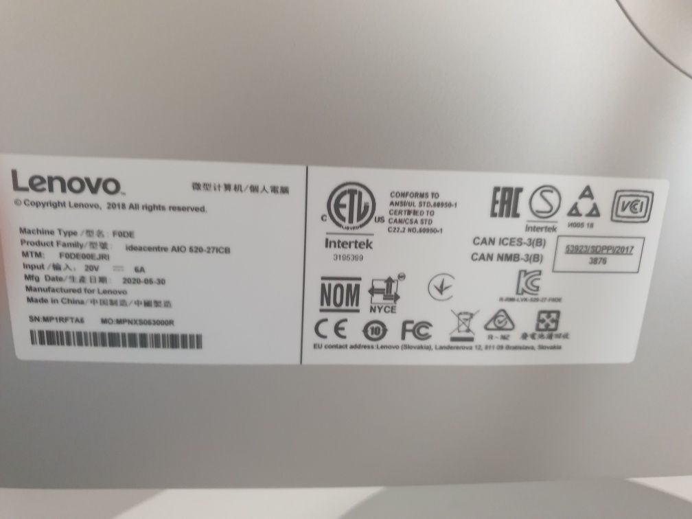 Vând Lenovo AIO 520-27ICB