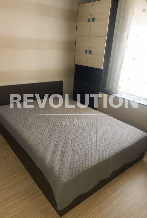 Дава се под наем Двустаен апартамент в Варна, Победа - 75 кв.м за 450 € - Снимка #3