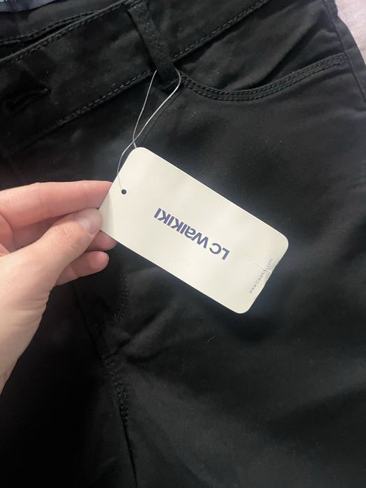 Pantaloni Fabricati in România si pantaloni de la LCWaikiki