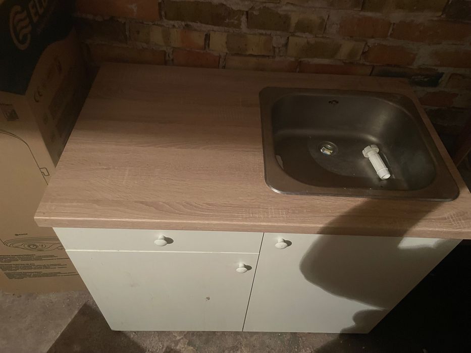кухненски шкаф с мивка