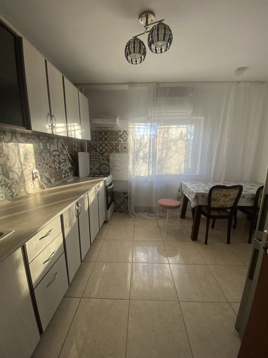 Inchiriez 2 camere Brancoveanu