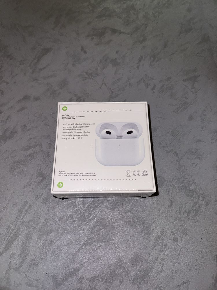 Apple Watch Series 10 46mm GPS + подарък AirPods 2nd/3rd Gen