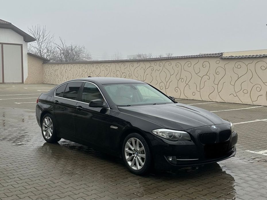 Vand bmw f10 520 d automat impecabil 10/10