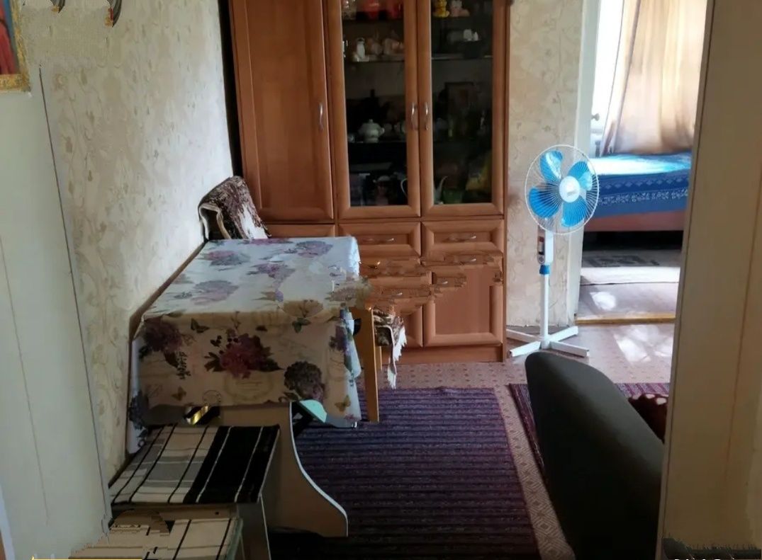 Продается квартира 2-х ком  р- 11 мкр.
