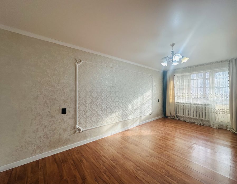 На 31-квартале предлагаем 2-комнатную квартиру на 2-этаже